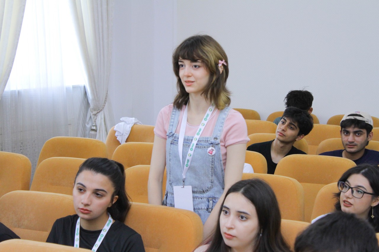 ADAU-da “Yaşıl Gənclik” yay məktəbi uğurla davam edir - FOTOLAR